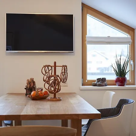 Haus Topa Apartment *